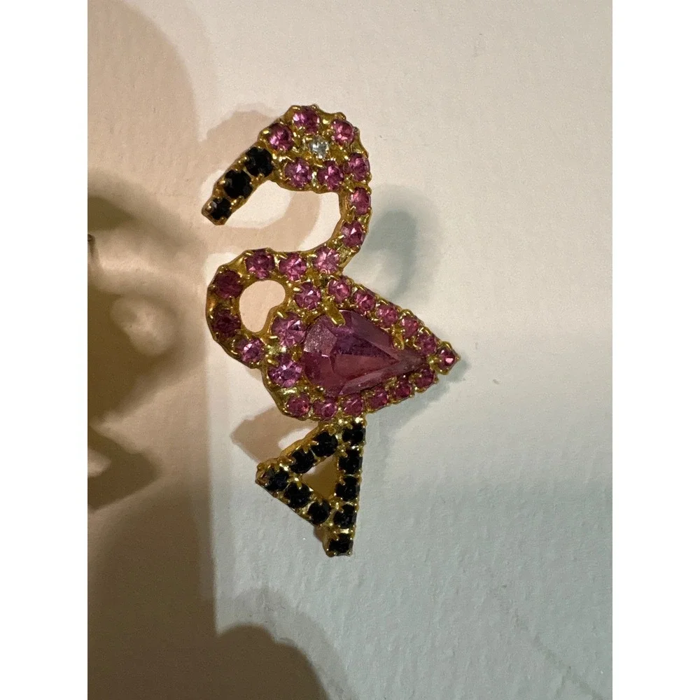 Gold Tone‎ Flamingo Earrings Pink Rhinestone Black Accent Pierce Vintage